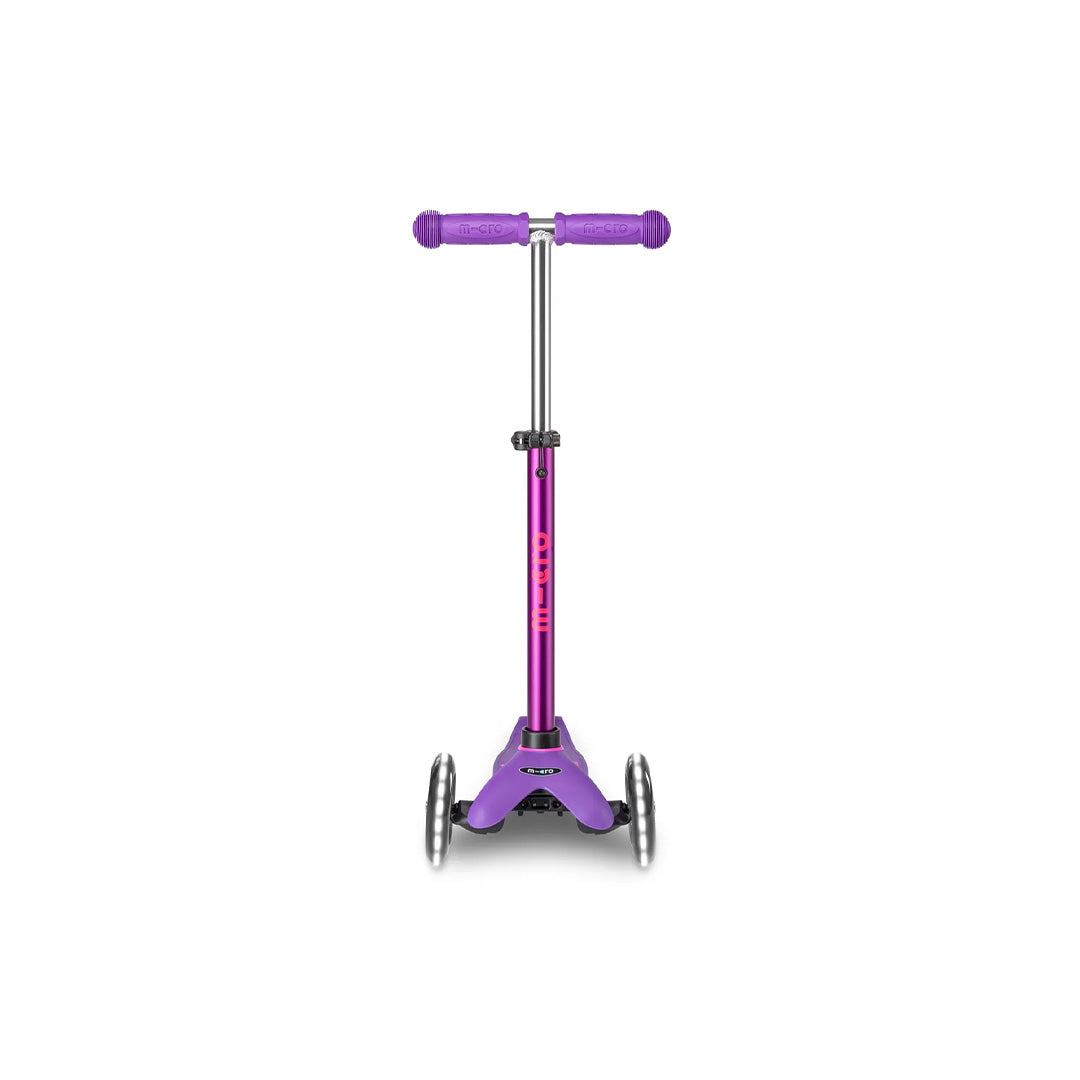 The adjustable T-Bar handle, highlighting the $\text{49 - 67 cm}$ range and Adjustable Handlebar feature
