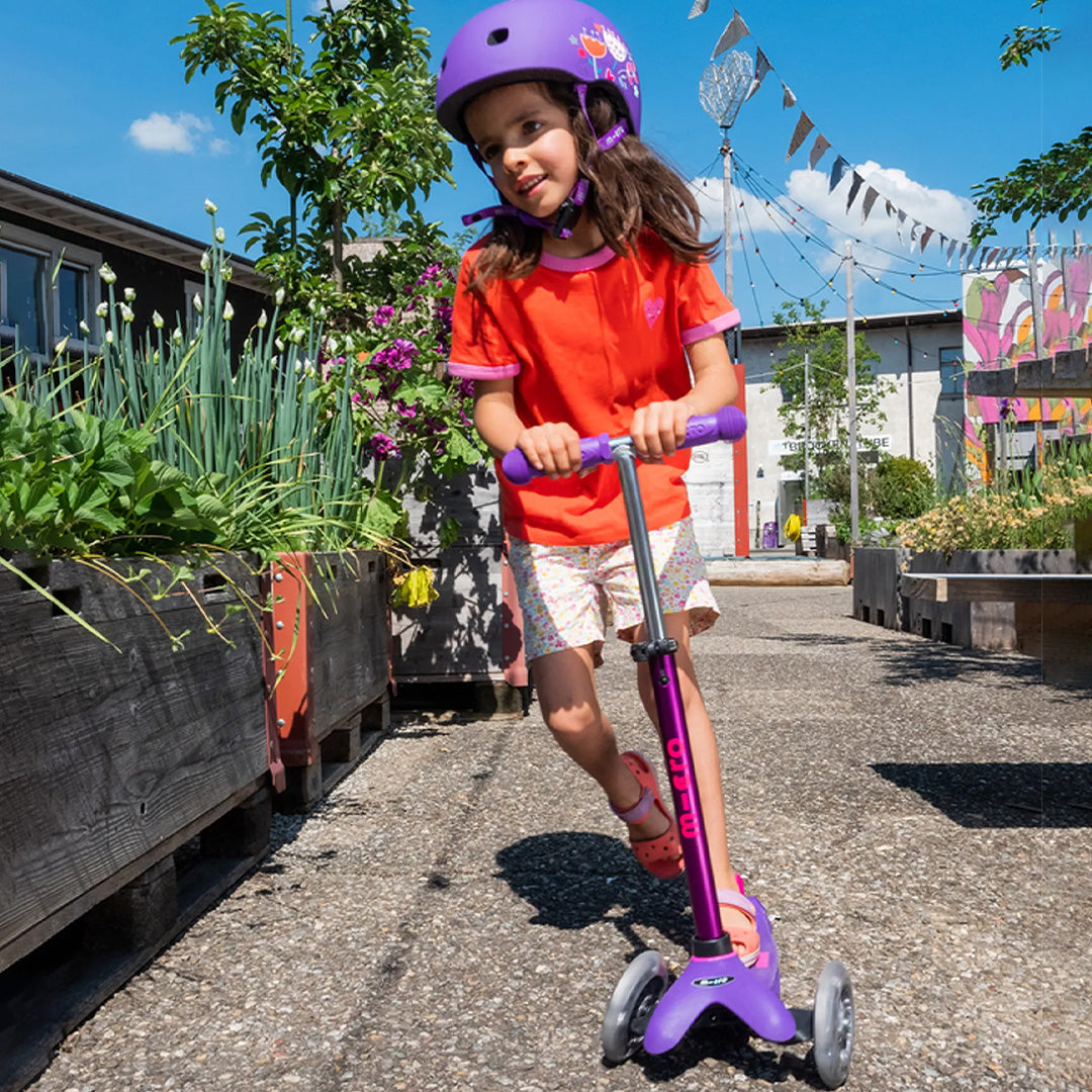 Micro Mini Deluxe LED Scooter - Purple | Motion-Powered Wheels & Adjustable Handlebar for Toddlers 2-5